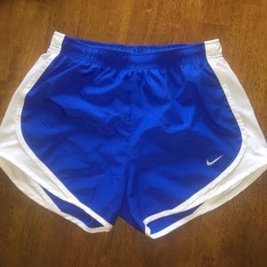 Women’s Nike tempo shorts